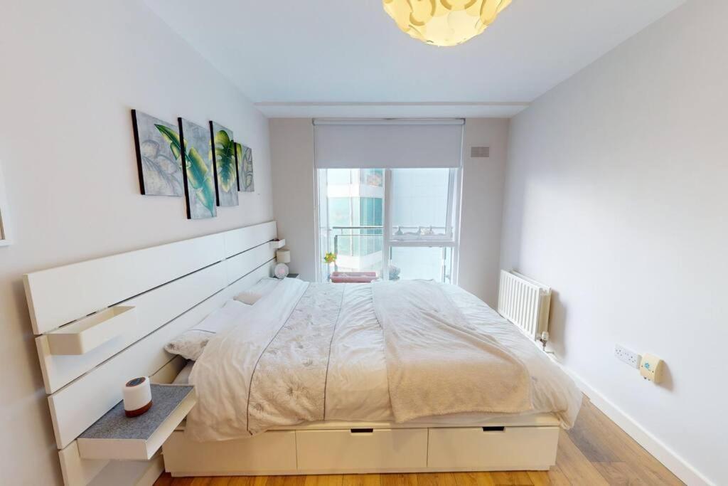 Centrally Located, Comfy 2-Bed 2-Bath Apt Dublin Exterior foto